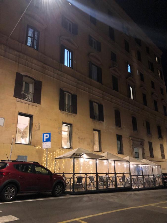 Roma E Il Pittore Buitenkant foto