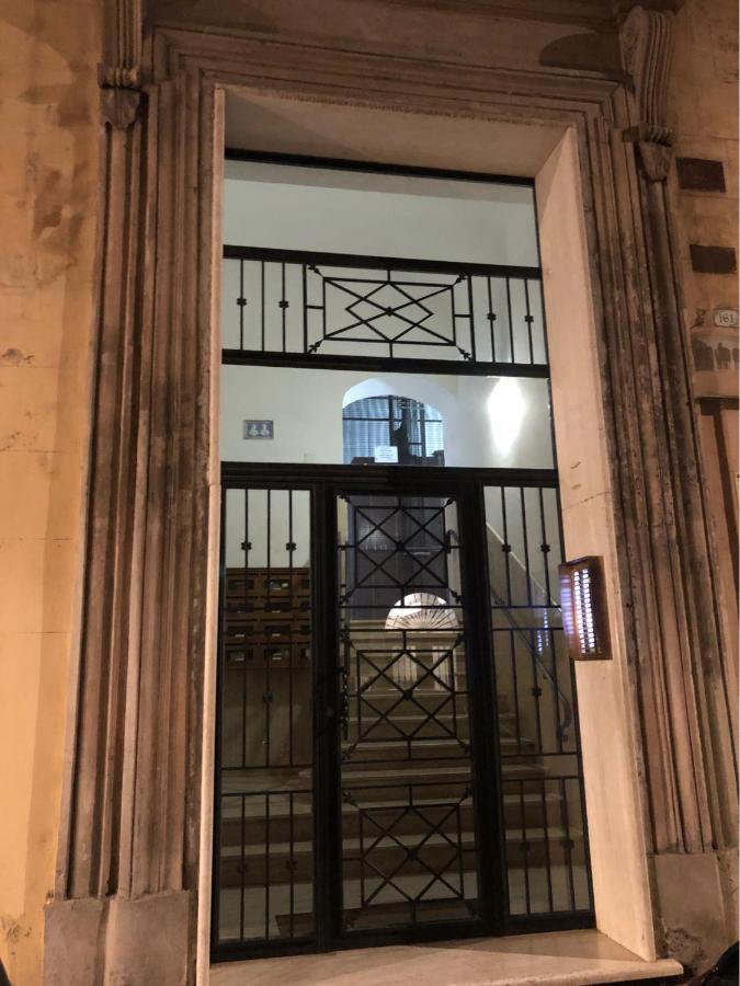 Roma E Il Pittore Buitenkant foto